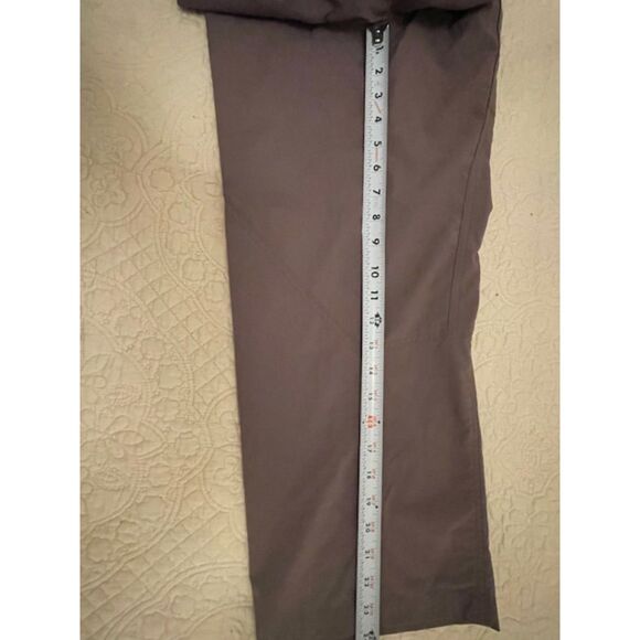 Patagonia Barrel Leg Cropped Cargo Track Pants / Joggers, Gray / brown, Size 10 - Picture 8 of 8